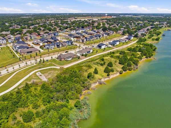 2516 Ballaster Mews, Rowlett, TX 75088