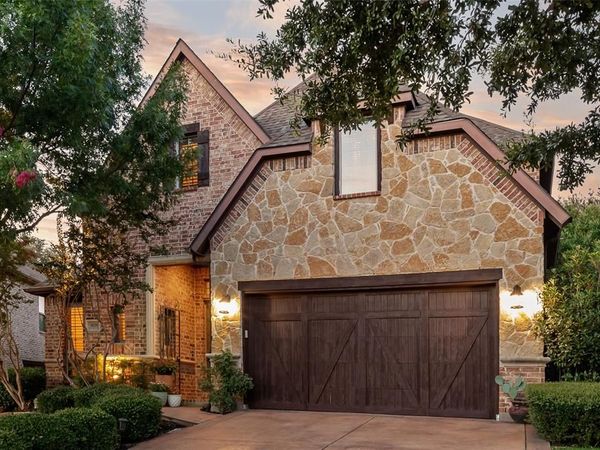 4020 E Hill Drive , Irving, TX 75038