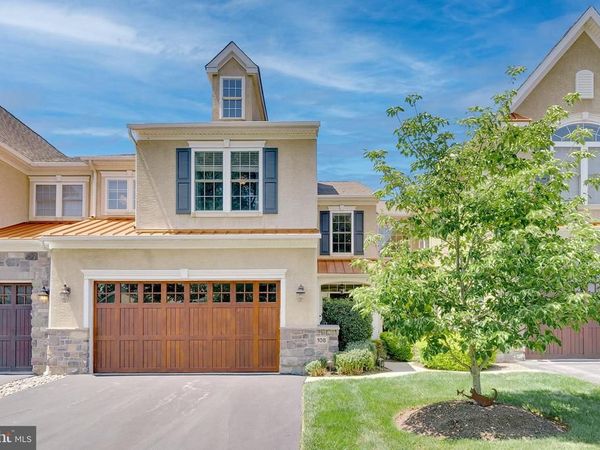 108 CARRIAGE COURT, PLYMOUTH MEETING, PA 19462