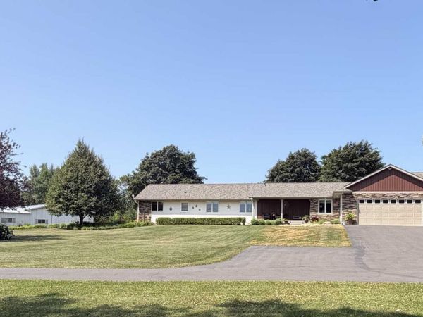 9848 218th Avenue NW, Elk River, MN 55330