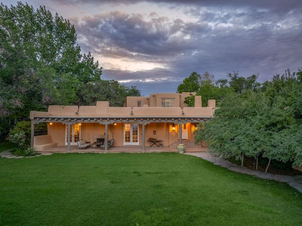 5200 Old Santa Fe Trail, Santa Fe, NM 87505