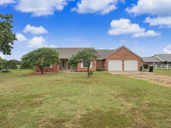 31359 S 200 Road , Henryetta, OK 74437