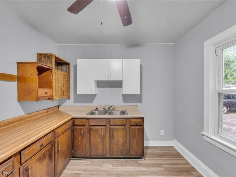 2115 Dowd Avenue, Unit 2/DN Rear, Lakewood, OH 44107 Photo 7