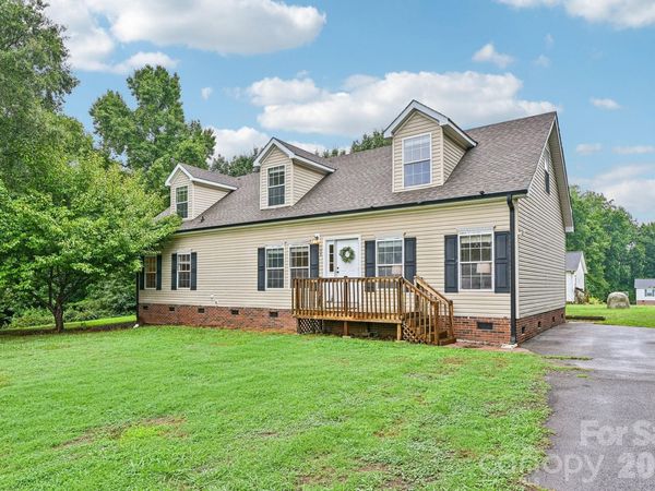 108 Grand Acres Lane, Maiden, NC 28650