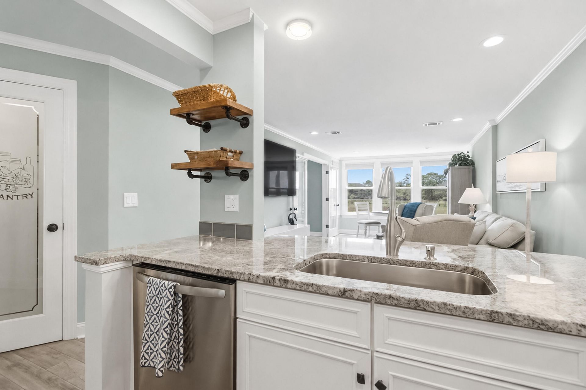 2125 Landfall Way Photo 10