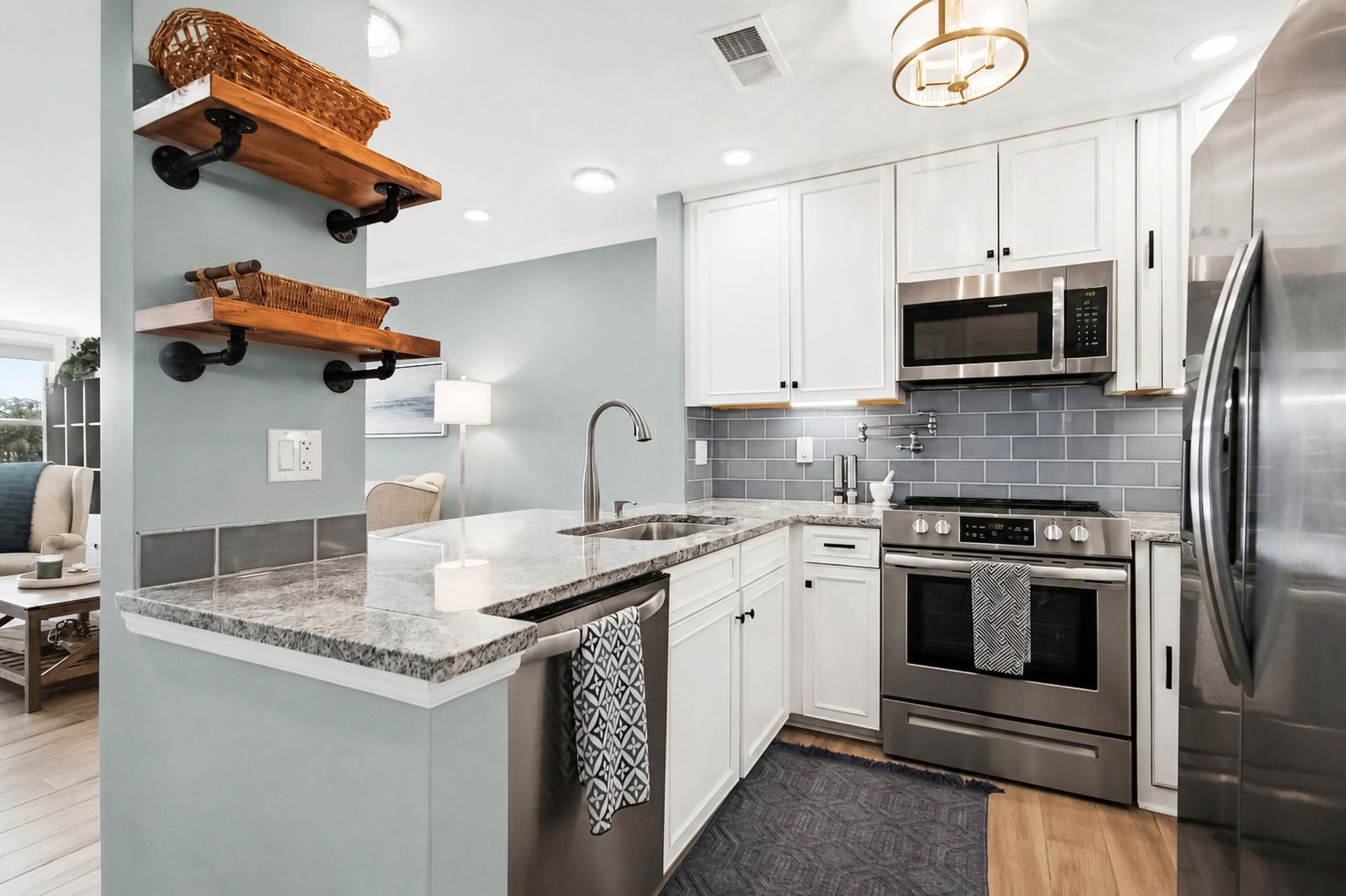 2125 Landfall Way Photo 12