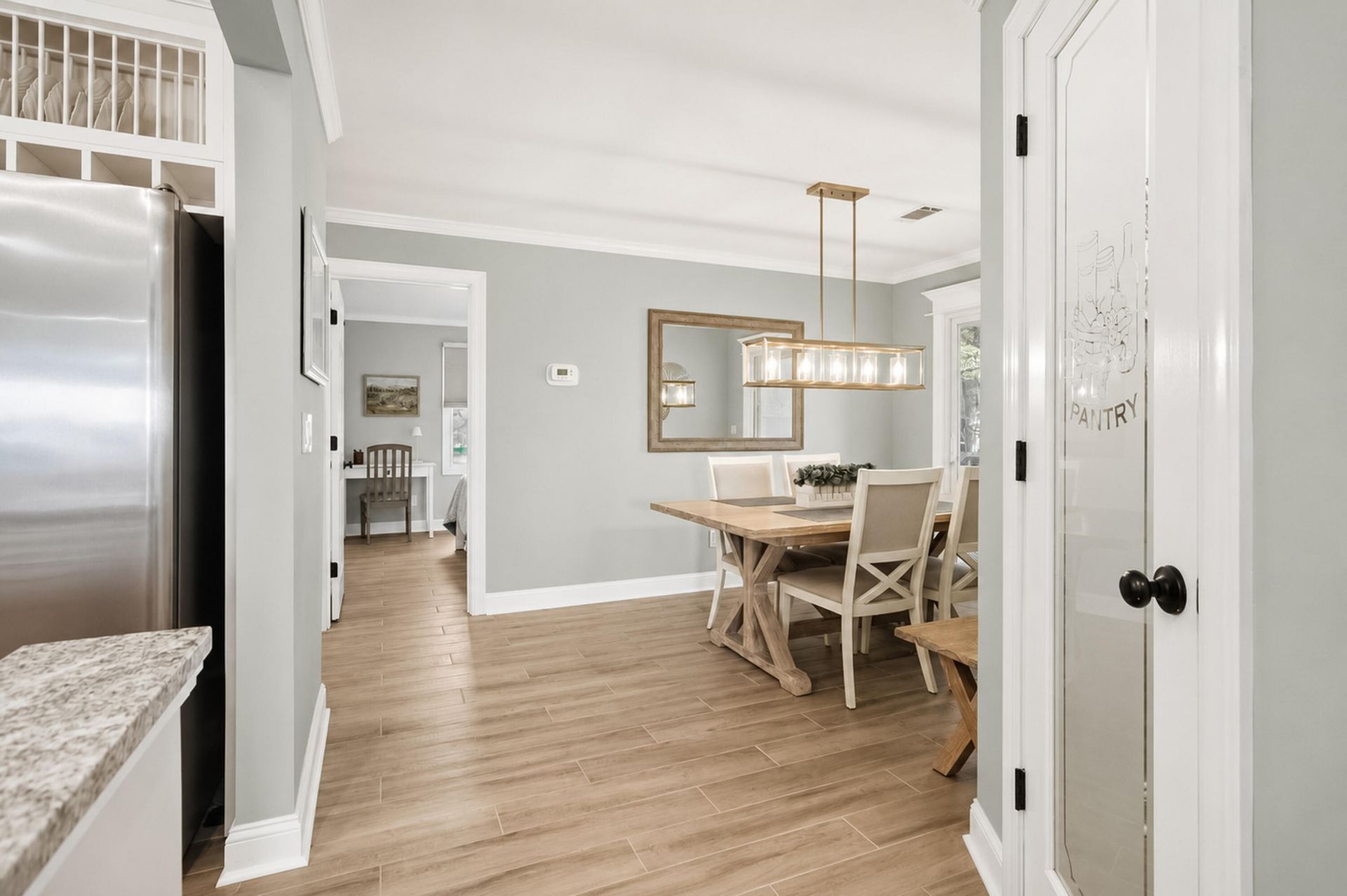 2125 Landfall Way Photo 7