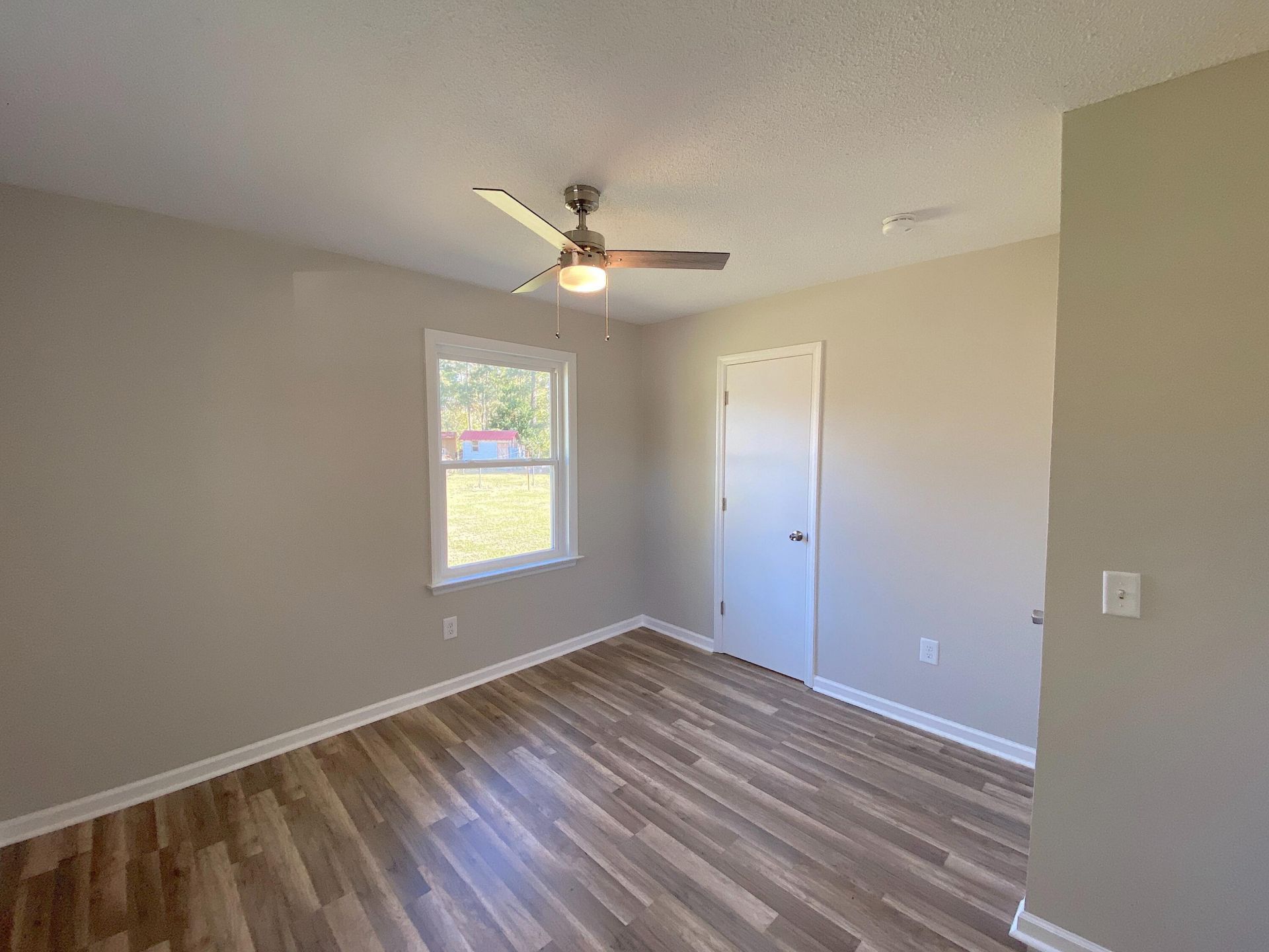 167 Giles Drive Photo 10