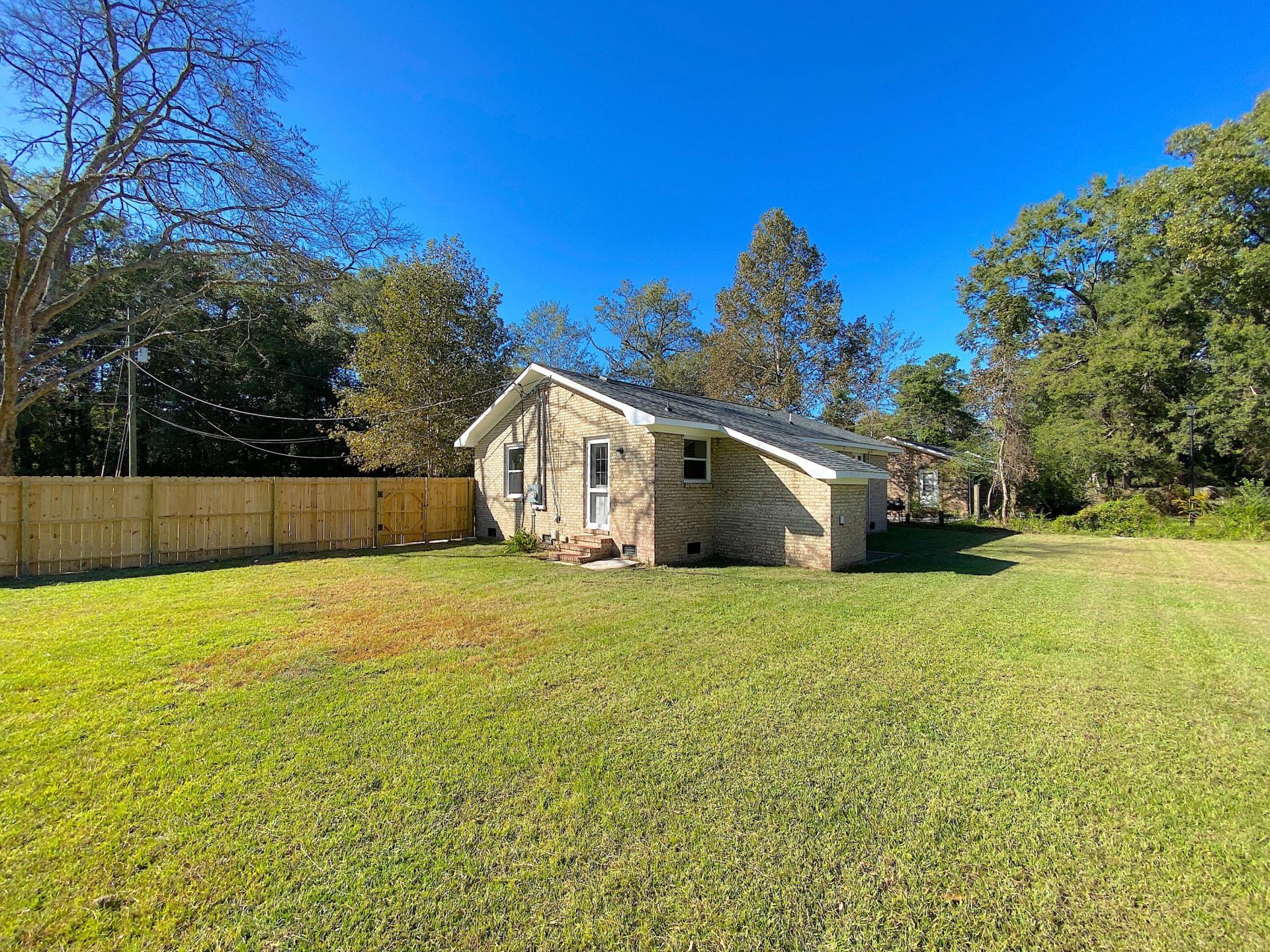 167 Giles Drive Photo 14