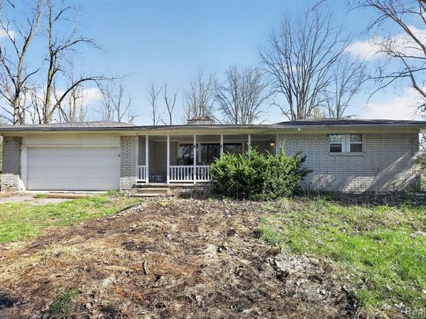 6718 Colf Road , Exeter Twp, MI 48117
