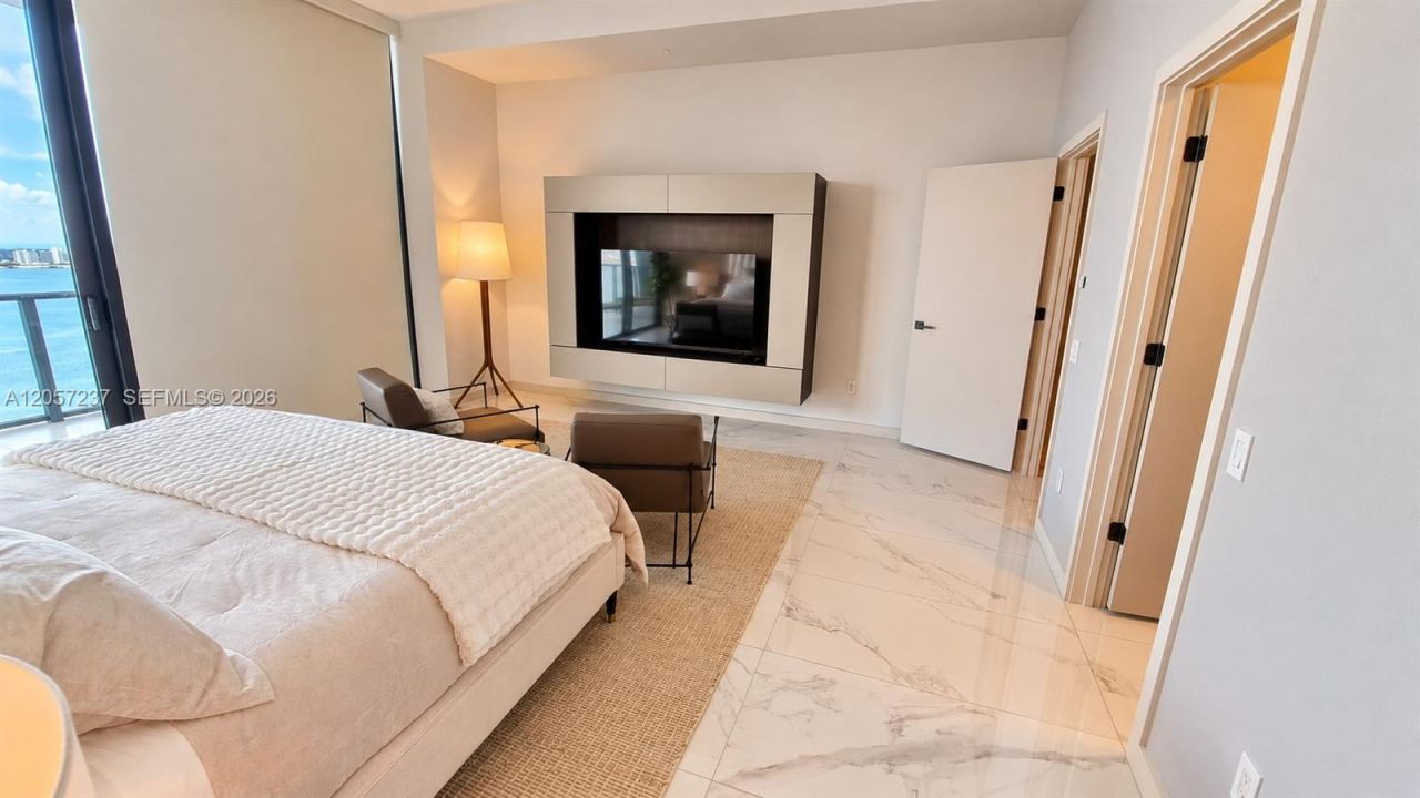 3131 NE 7th Ave, Unit PH4901, Miami, FL 33137 Photo