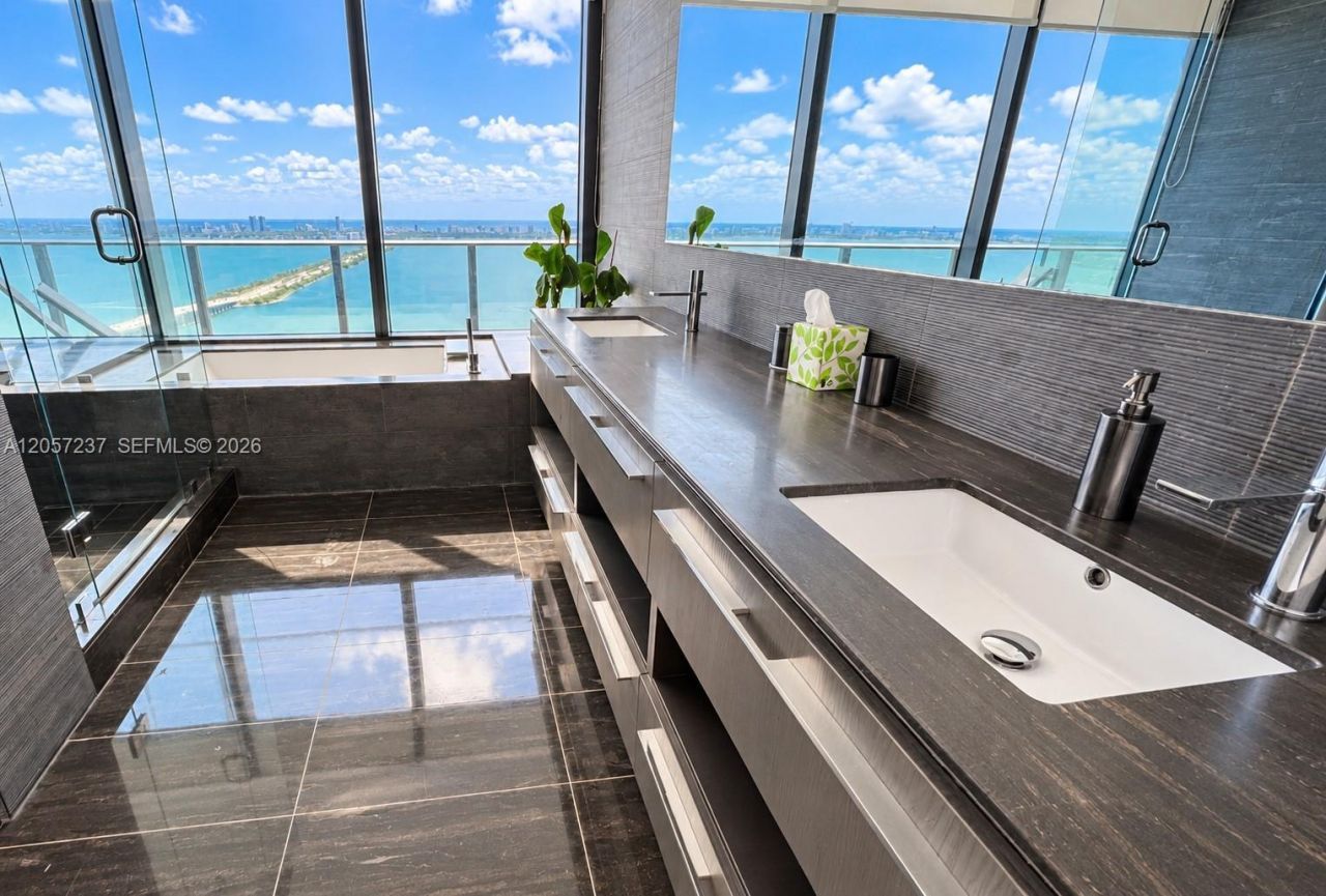 3131 NE 7th Ave, Unit PH4901, Miami, FL 33137 Photo