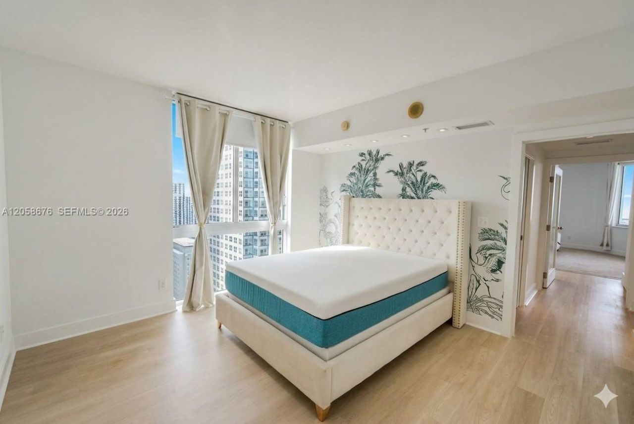 325 S Biscayne Blvd, Unit 3314, Miami, FL 33131 Photo