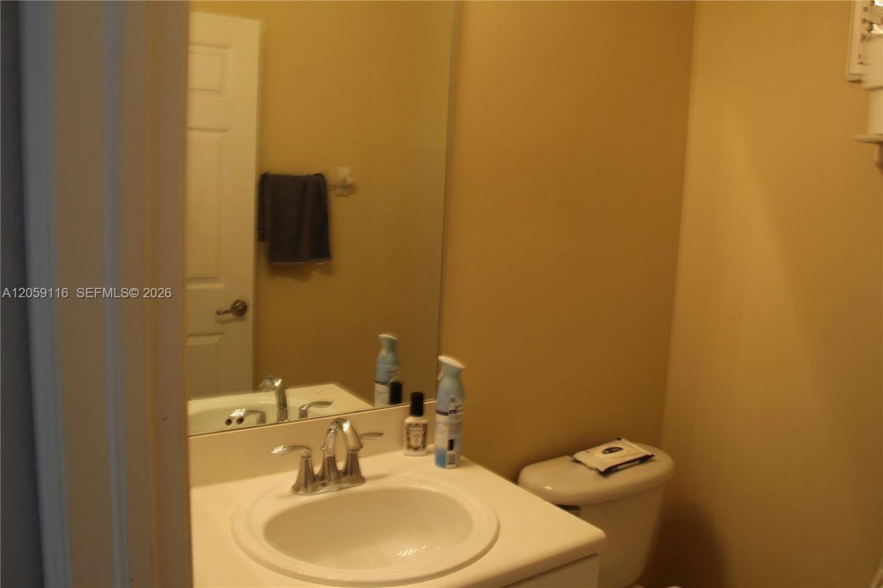 12989 SW 135th Ter, Miami, FL 33186 Photo