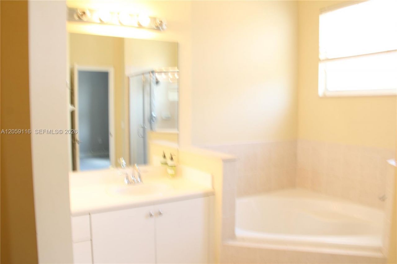 12989 SW 135th Ter , Miami, FL 33186 Photo