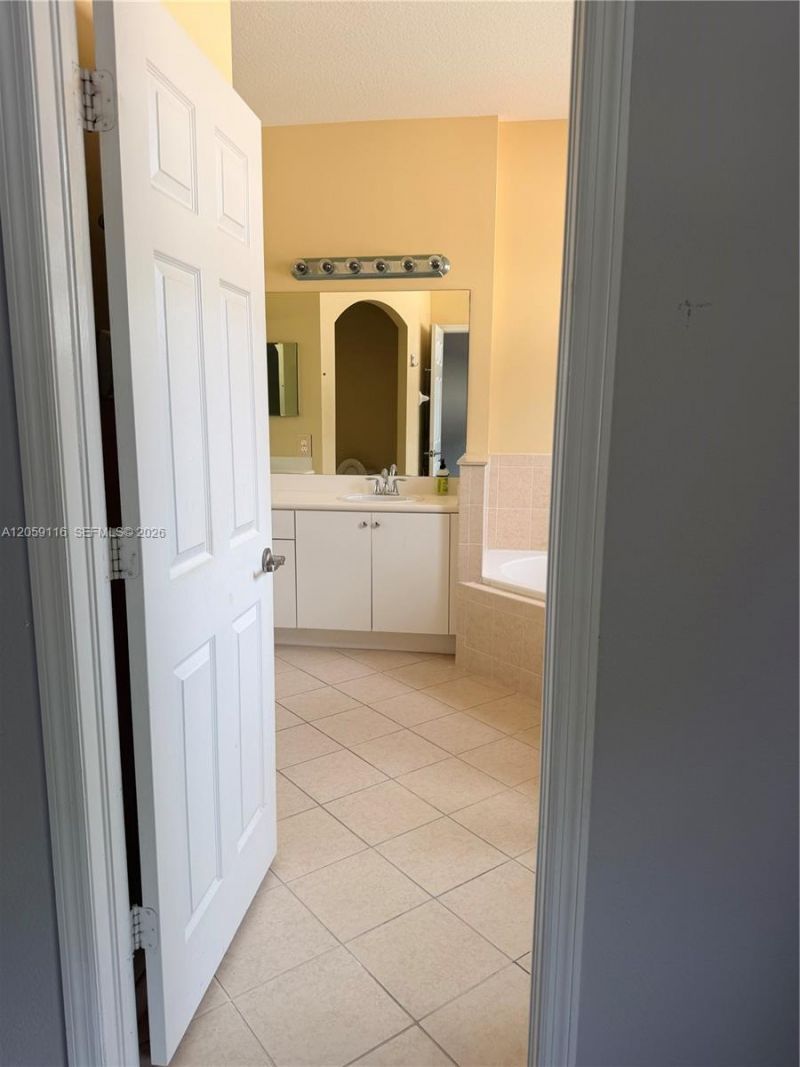 12989 SW 135th Ter, Miami, FL 33186 Photo