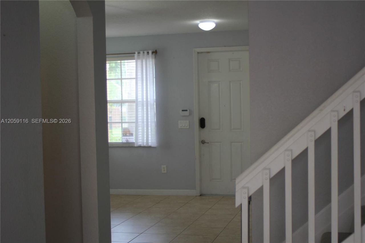 12989 SW 135th Ter, Miami, FL 33186 Photo
