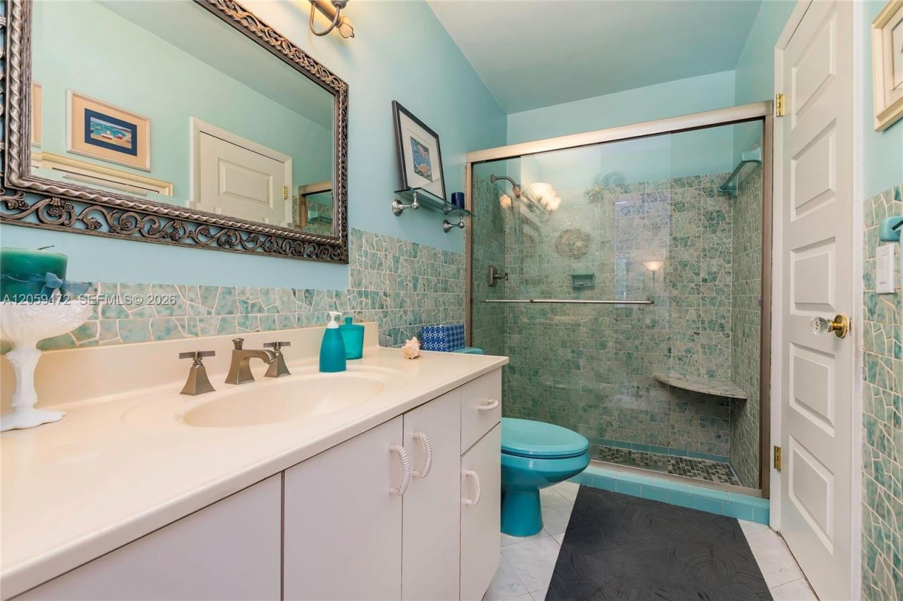 9350 SW 48 St, Miami, FL 33165 Photo