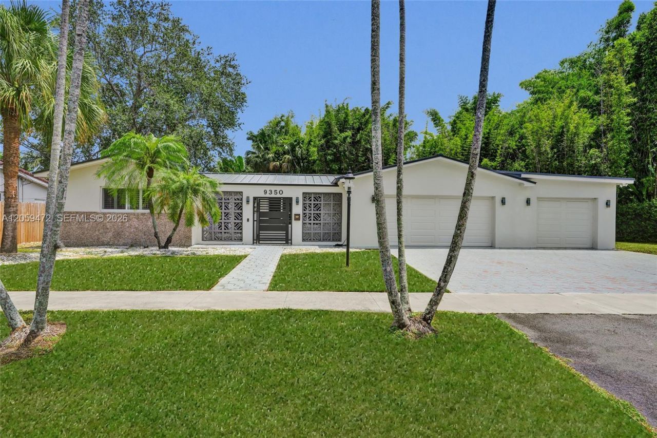 9350 SW 48 St, Miami, FL 33165 Photo
