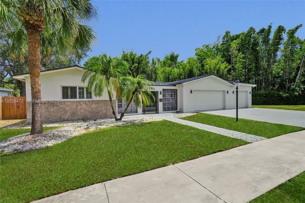 9350 SW 48 St, Miami, FL 33165 Photo