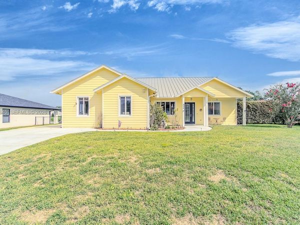 374 Parker St NE , Lake Placid, FL 33852