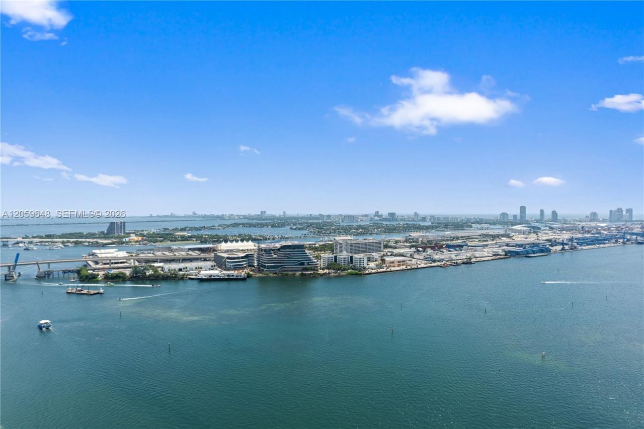 335 S Biscayne Blvd, Unit 4112, Miami, FL 33131 Photo