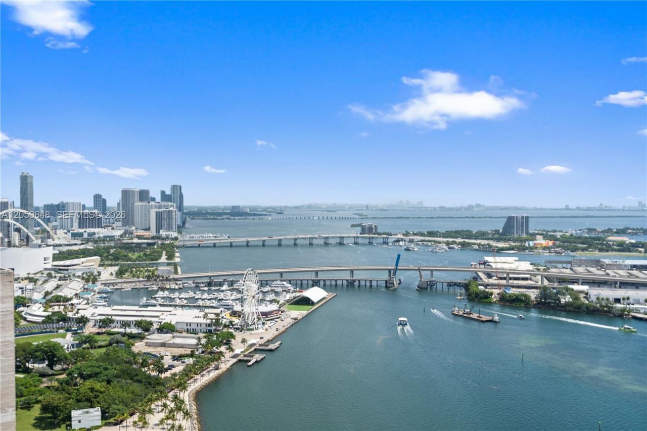 335 S Biscayne Blvd, Unit 4112, Miami, FL 33131 Photo