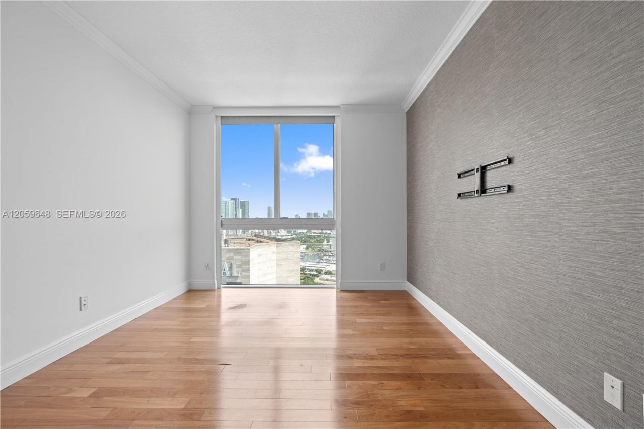 335 S Biscayne Blvd, Unit 4112, Miami, FL 33131 Photo