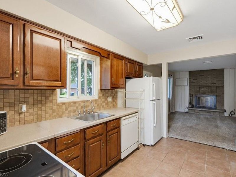 2568 9th Court, Cuyahoga Falls, OH 44221 Photo 4