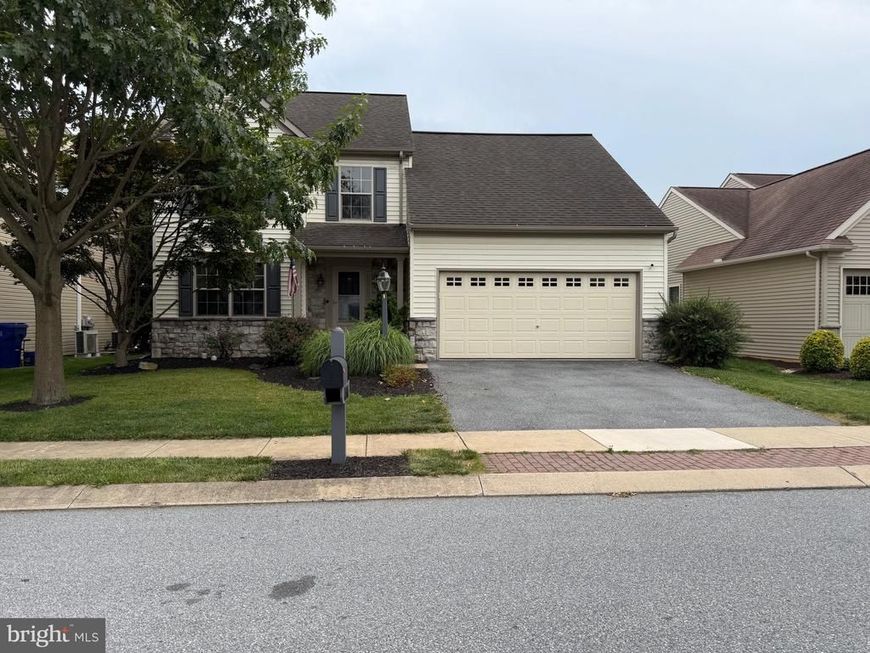 1314 Heatherwood Drive, Mount Joy, PA 17552 Main Photo