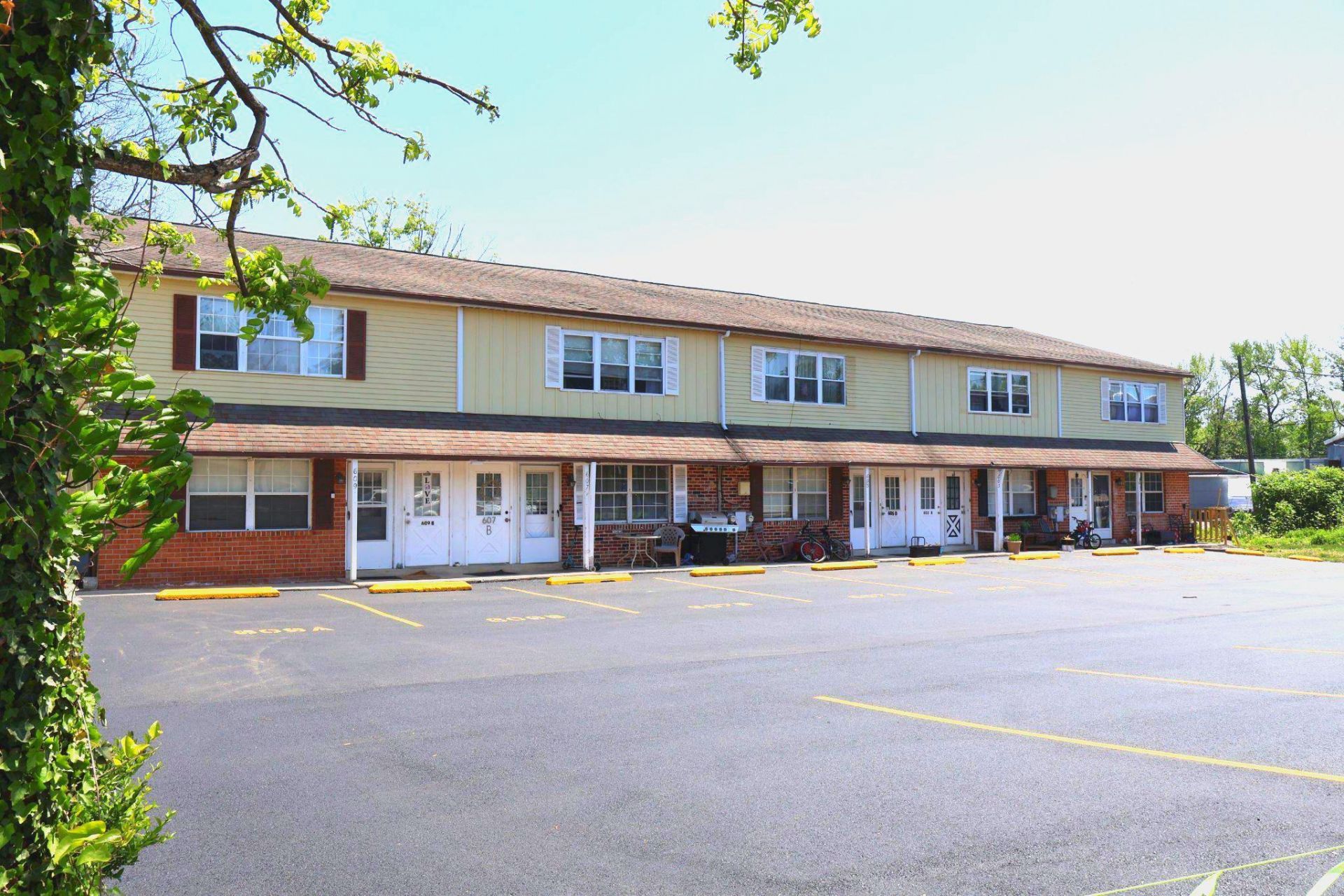 601 COUNTRY LANE , MORTON, PA 19070