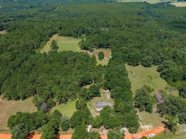 6885 Dora Lee Killam Rd, Century, FL 32535