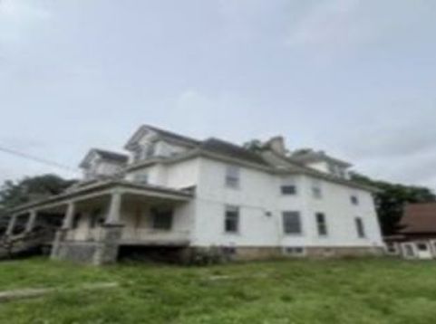 Main Photo