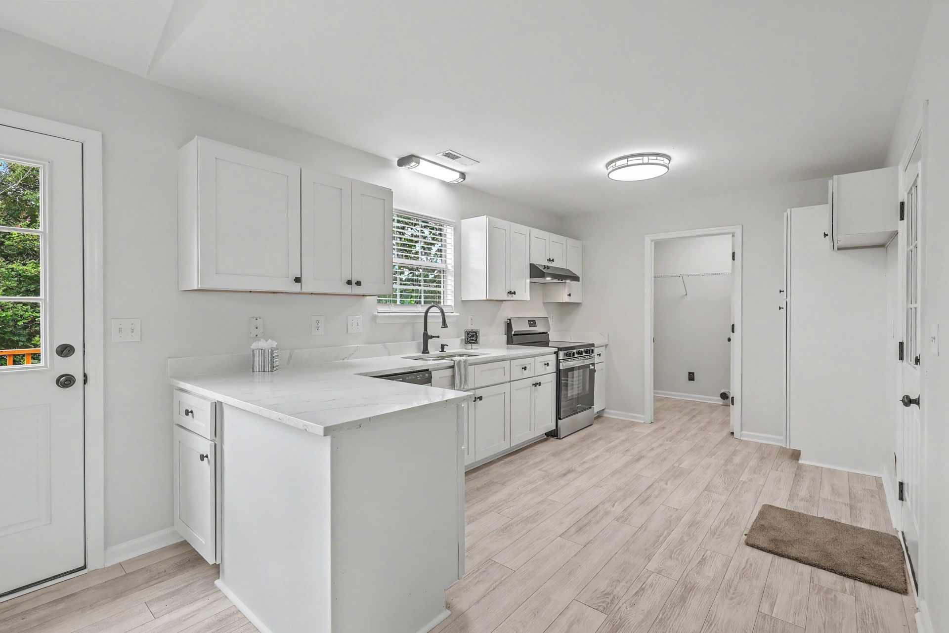 1327 Winterberry Avenue Photo 12