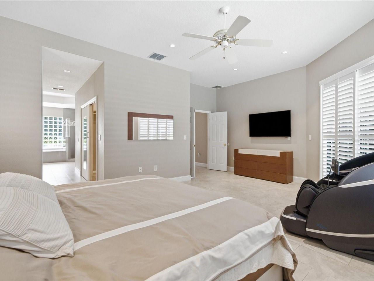 18621 Avenue Capri, Lutz, FL 33558 Photo