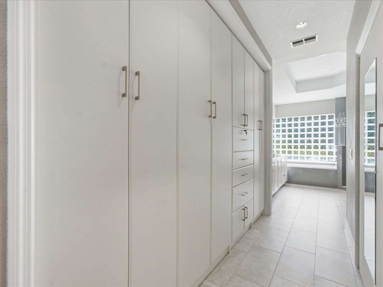 18621 Avenue Capri, Lutz, FL 33558 Photo