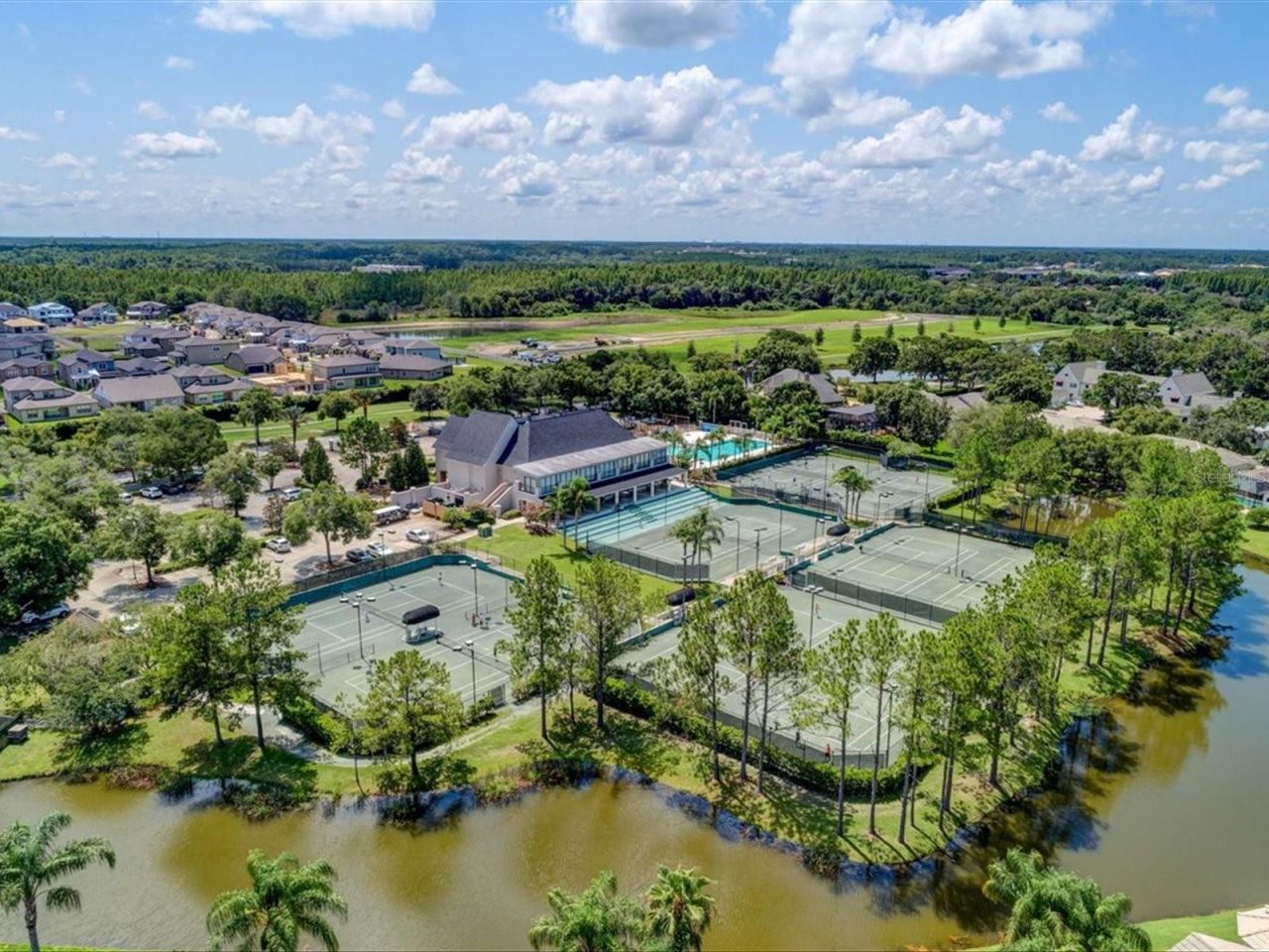18621 Avenue Capri, Lutz, FL 33558 Photo