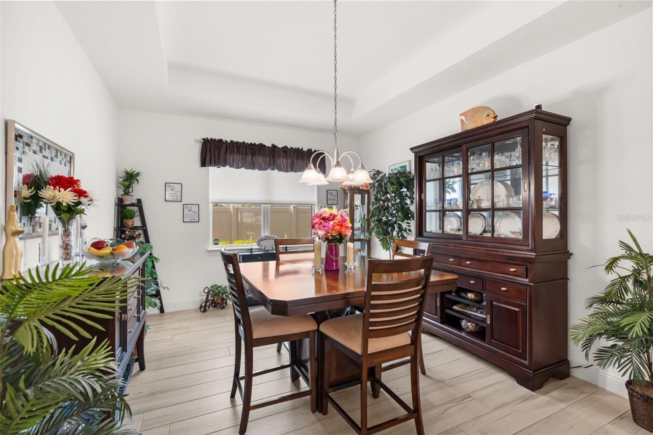 700 S Florida Avenue, Howey in the Hills, FL 34737 Photo
