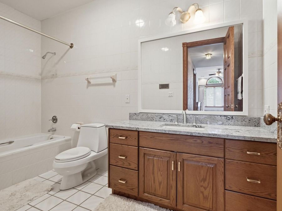 Property Image 76