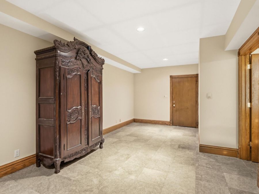 Property Image 97