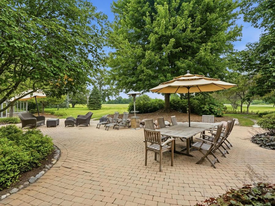 Property Image 100