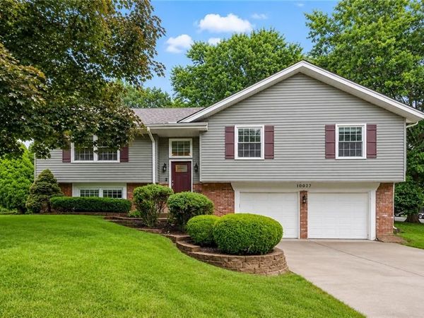 10027 Noland Road, Lenexa, KS 66215