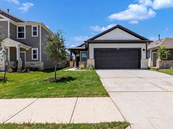 130 Hornet ST, Elgin, TX 78621