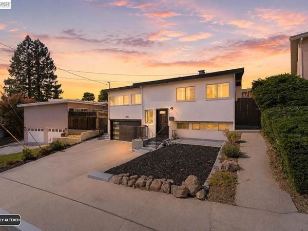 5034 Rahlves Dr, Castro Valley, CA 94546
