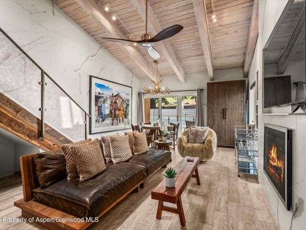 690 Carriage Way, Unit 304, Snowmass Village, CO 81615