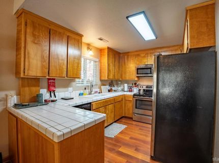 861 Stanford Avenue, South Lake Tahoe, CA 96150 Photo
