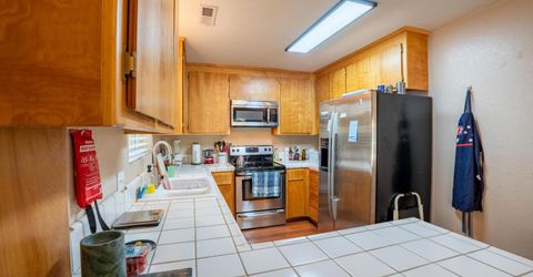 861 Stanford Avenue, South Lake Tahoe, CA 96150 Photo