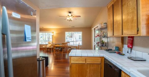 861 Stanford Avenue, South Lake Tahoe, CA 96150 Photo