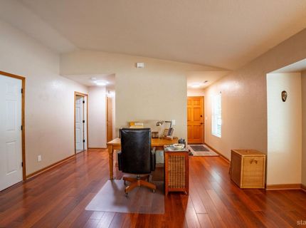 861 Stanford Avenue, South Lake Tahoe, CA 96150 Photo