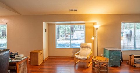 861 Stanford Avenue, South Lake Tahoe, CA 96150 Photo